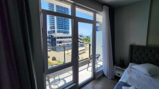 Апартаменты с бассейном на берегу моря - Batumi - 4