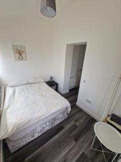 Studio flat 2 - Wellingborough - 3