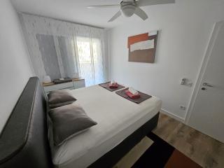Alena Home - Prestige and new apartment near Kamenjak, two seperate bedrooms and private garage - 3