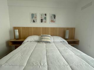 Departamento en centro de Pinamar con servicios y cochera - Pinamar - 4