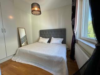 Charmig lägenhet med balkong nära Stockholm City - 8