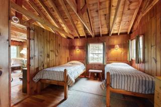 1 BR Cozy Log Cabin W and Deck and Picnic Table - 6