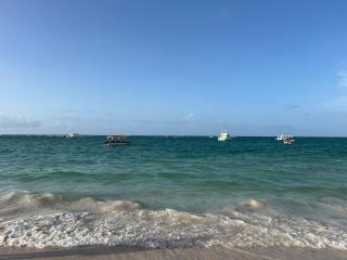 A solo 13 minutos Caminando a Playa, 2 Niveles de Apartamento 1 Habitacion con Jacuzzy Privado - Punta Cana - 0