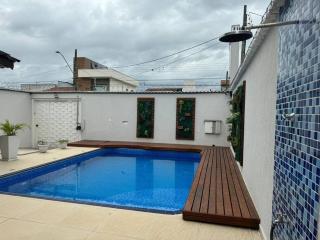Casa linda com piscina a menos de dois minutos dos maiores Centros Turisticos de Aparecida! - Aparecida - 3