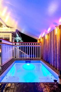 Anna Bay Beach House with plunge pool, air hockey, PS4, close to shops - Anna Bay - 7