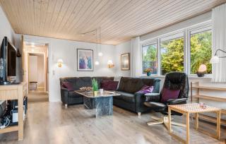 4 Bedroom Lovely Home In Tarm - Tarm - 8
