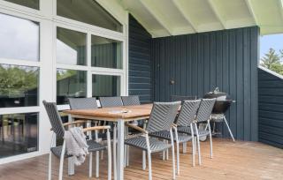 4 Bedroom Lovely Home In Tarm - 3