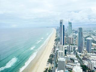 Ocean view 3Bed apt in Surfers - Gold Coast - 1