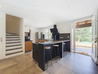 Location Villa Haut de Gamme à Fayence : Piscine, Lac, Golf, Forêt, Vignobles, 5 Chambres - FR-1-779-8 - Mons - 9