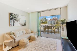 Miles at Kirra Point 303 - Gold Coast - 7