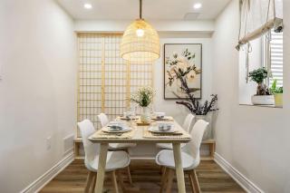 fully Yours, Brand New Basement, private entrance - 2