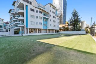 Paros on the Beach - Absolute Waterfront Living - 6