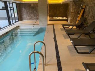 Maravilloso Depto nuevo 2D 2B centro frente al lago con piscina techada temperada, jacuzzi y gimnasio - Puerto Varas - 8