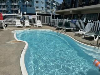 Paradise Inn - Wildwood - 1