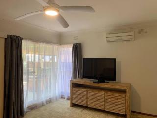Charming 3BR home - Nth Central Metres from Hosp w Wifi - Shepparton - 9