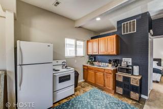 *H NEW!* 1 BR Downtown Townhome, Newly Renovated! - Colorado Springs - 6
