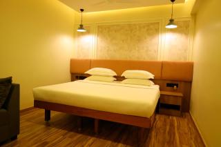 Hotel Surguru - Pondicherry - 0