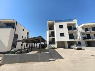 Apartments SORELLE - Podstrana - 8
