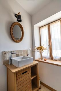 Le Petit Riousset, gîte à la campagne, piscine - 8