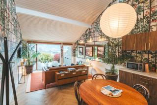 Bespoke Stay & Lake Views! - Queenstown - 7