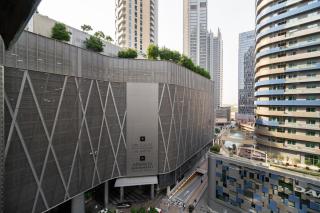 Elegant Escapes - Homely 1B in Dunya Tower - Dubai - 7