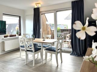 Apartmenthaus Costal Residence FeWo - Costal Residence 2, mit kleiner Loggia - Grömitz - 0
