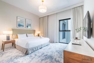 Waterfront 2BR in The Address Fujairah Residences Block C, Sharm by Deluxe Holiday Homes - Fujaira - 5