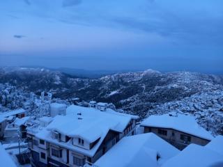 Valleyview Open Balcony Near Ridge Mall Shimla - Shimla - 9