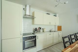 Inviting 2BD Flat 5 Mins to Temple Bar - Dublin - 8