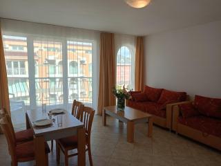 CunninghamsSilver - Sunny Beach - 2
