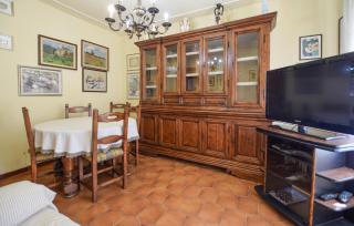2 Bedroom Cozy Apartment In Camaiore - 3