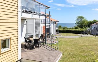 2 Bedroom Cozy Apartment In Gudhjem - Gudhjem - 9