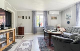 2 Bedroom Awesome Home In Kristinehamn - Edet - 8