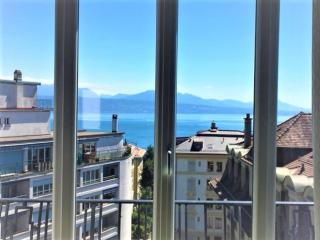 6 minutes walking from the Lausanne train station 2 rooms Apartment - 4