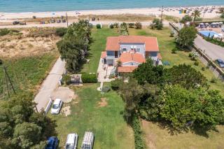 Villa Maria - Almiros Beach - 8
