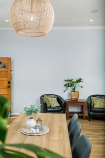 Eden St Lukes Cozy Accommodation - Auckland - 0