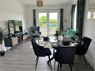 Modern 2 bedroom apartment - 1