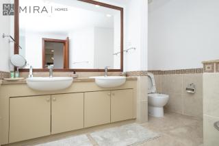 Mira Holiday Homes - Spacious 1 bedroom in Fairmont - Dubai - 2