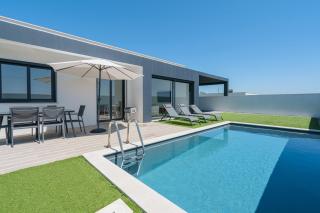 Yama House - - 0