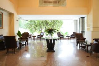 Royal Suite Hotel Bangkok - Bangkok - 9