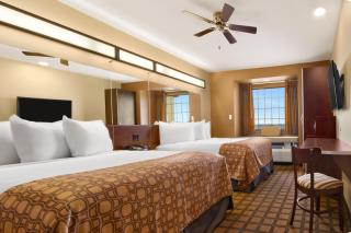 Microtel Inn & Suites by Wyndham Round Rock - 9