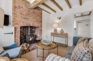 The Nook with Hot Tub - 9