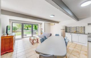 Nice Home In Mareuil En Perigord - Cercles - 8