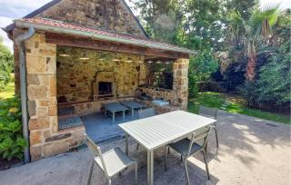 Amazing Home In Ploubezre - Ploubezre - 2