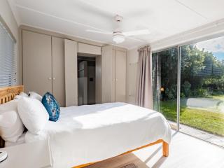 32 Main Road - Struisbaai - 9