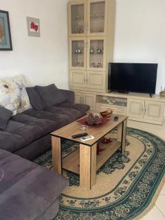 Qafoku GuestHouse - Çorovodë - 2