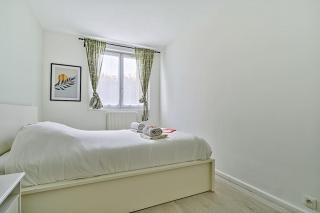 Welcome to Karl House - 3