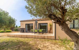 3 Bedroom Amazing Home In Bellegarde - Bellegarde - 9
