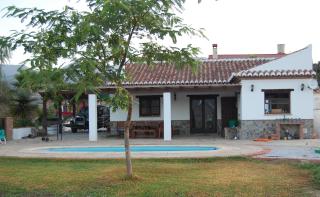 Casa Herrera's Quiet Lake Escape - Malaga - 9