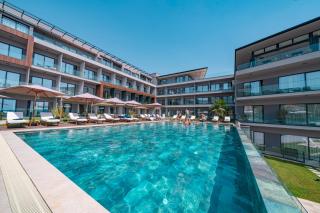 Royal Blue Resort & Residences - Tivat - 0